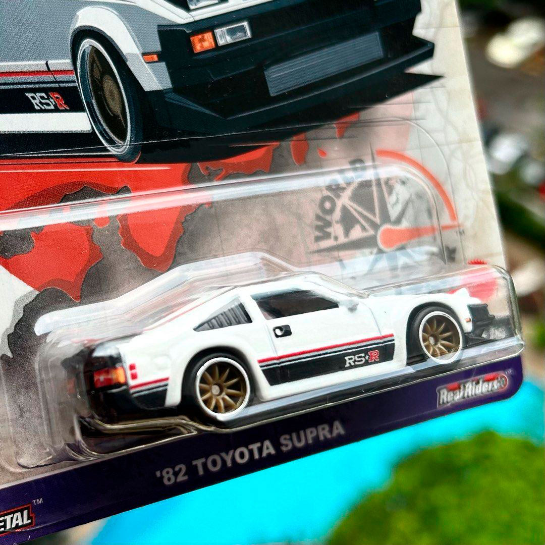 Toyota Supra RS-R 82 - World Tour · imagen 5